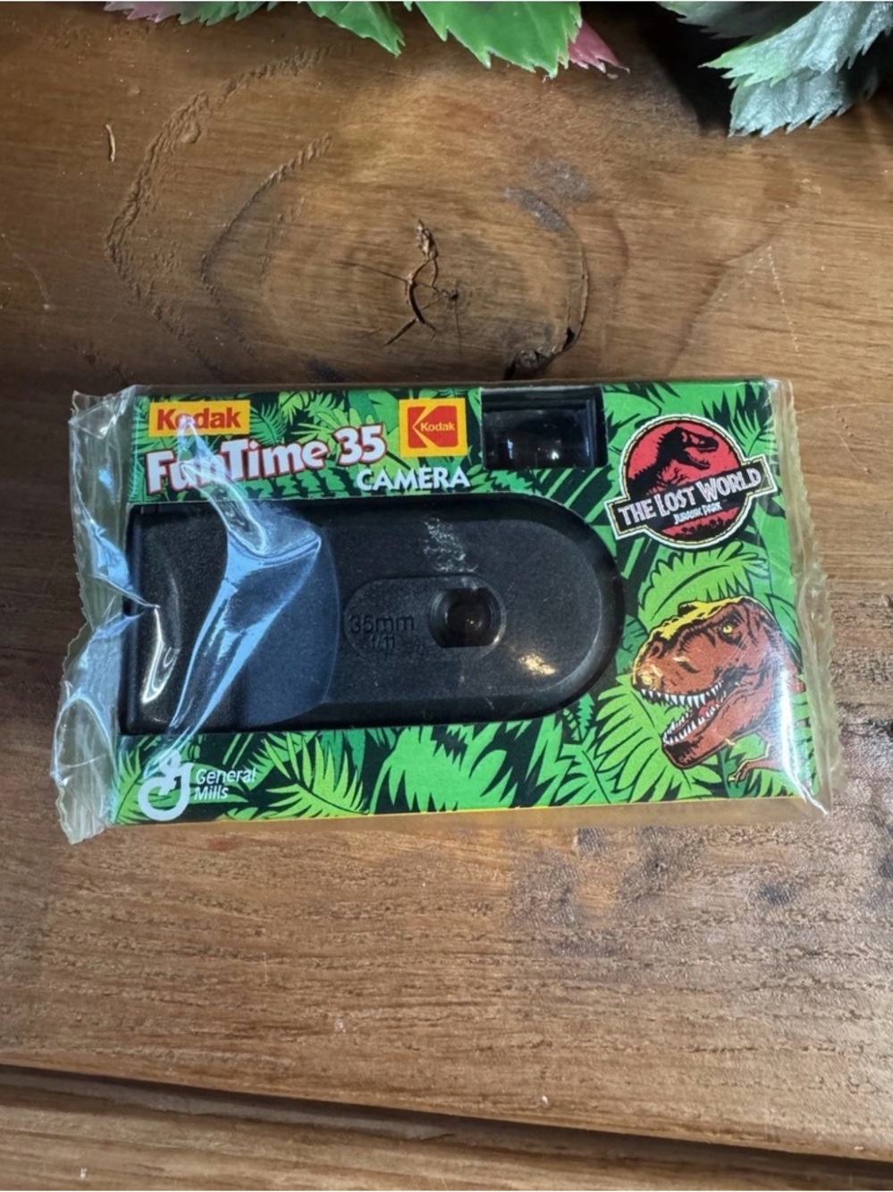 Jurassic Park The Lost World Kodak Funtime 35 Camera 1995 General Mills SEALED!!